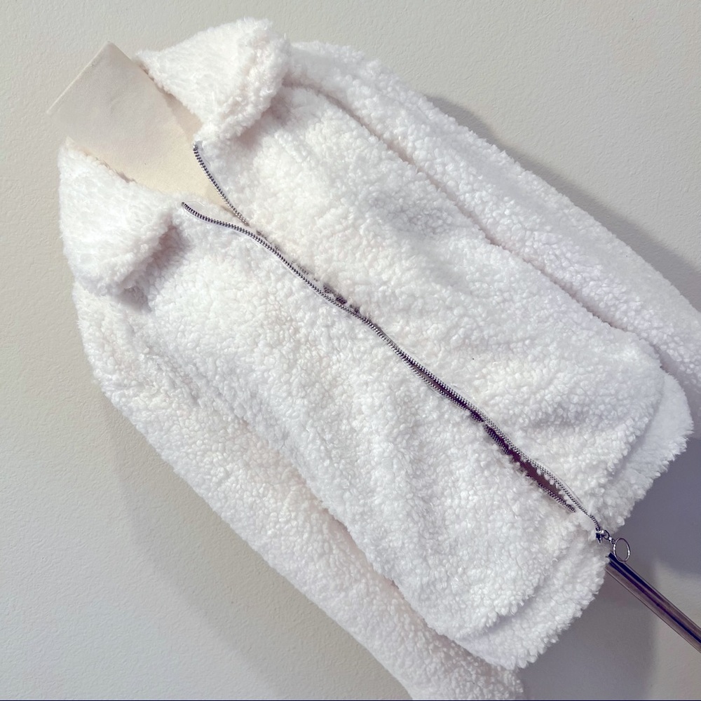 Vici Collection Sherpa White Jacket 🤍🤍
